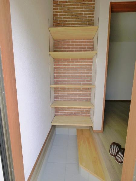 小林貸家