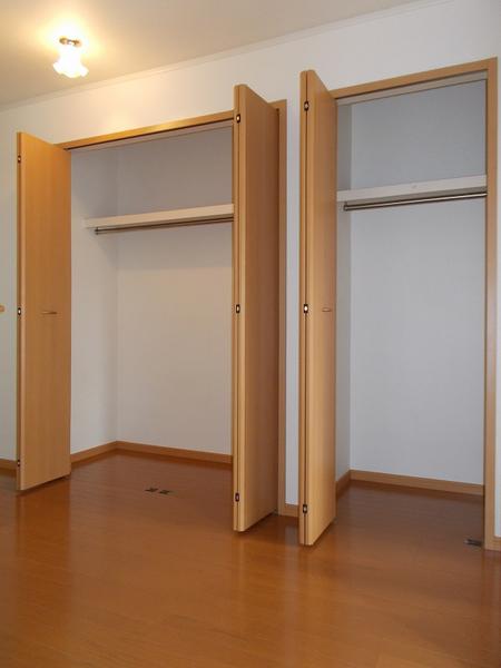 ラフレシールＢ