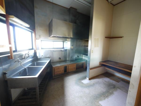 佐野市赤坂町　店舗・事務所・住居付き