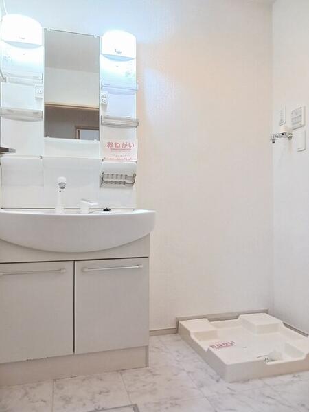 ラ　ルーチェＡ