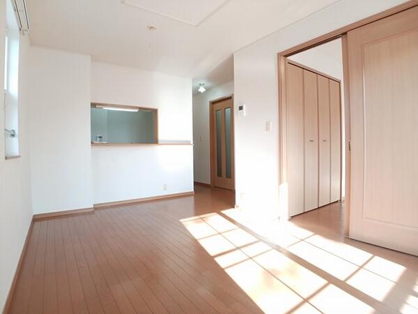 ラフレシールＢ