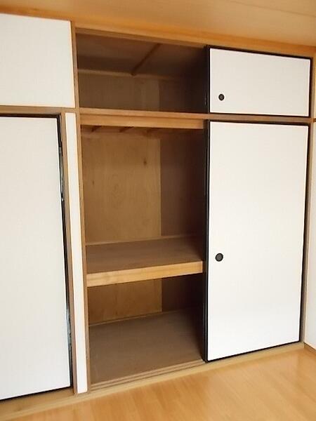 ユリカハイツ２