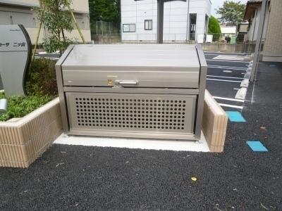 カーサ二ッ山B