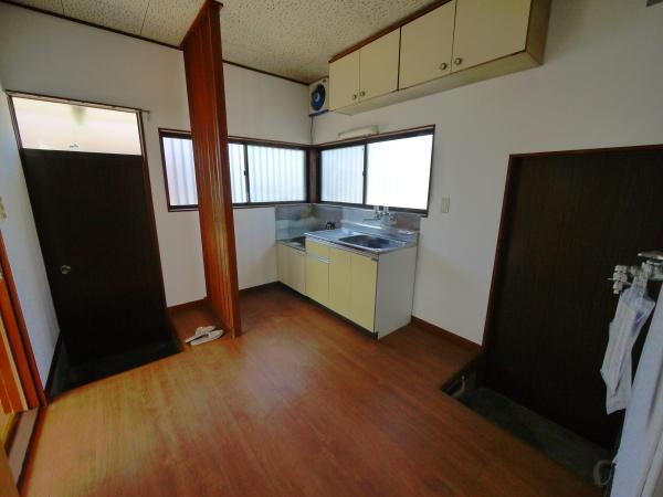 浅沼町貸家　東３番