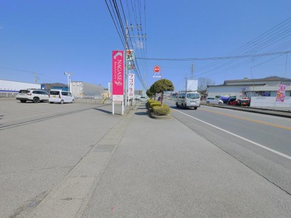 伊勢山町　貸事務所
