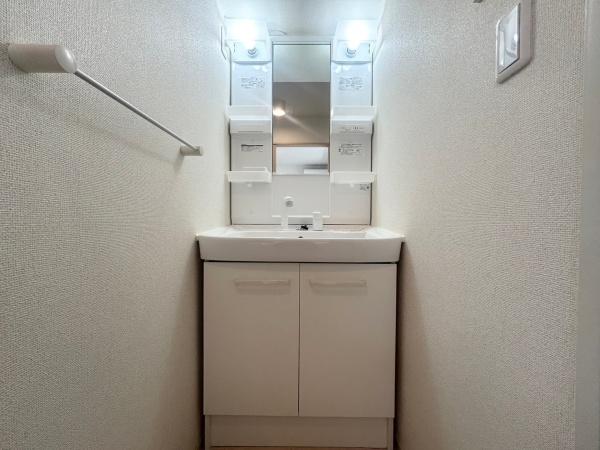 交野市郡津４丁目のアパート