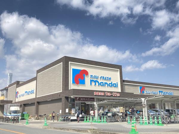 松塚　テラスハウス(万代郡津店)