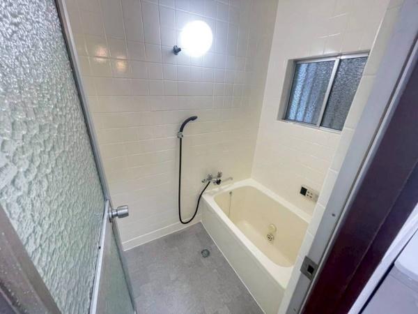 四條畷市清滝新町の貸家