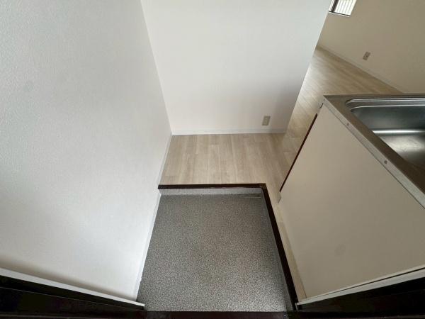 枚方市三栗１丁目のマンション