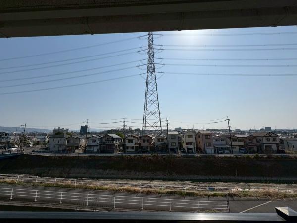 枚方市牧野本町１丁目のマンション