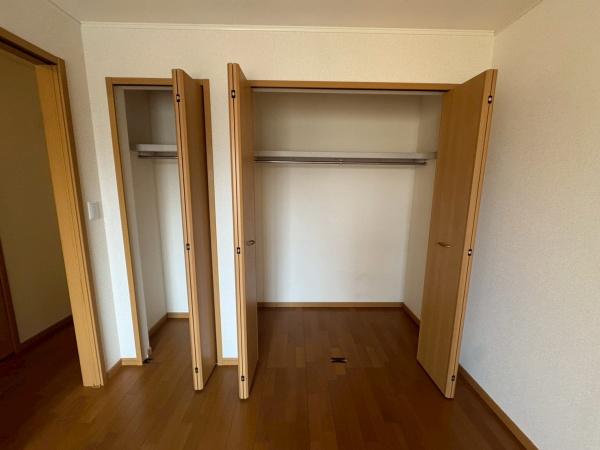 交野市星田７丁目のアパート