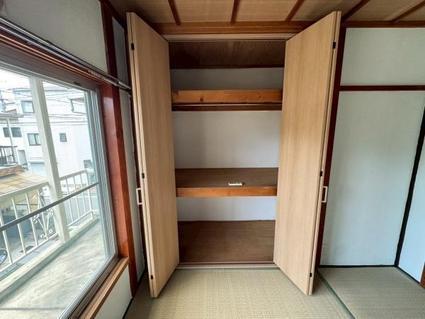 長尾家具町4丁目貸家
