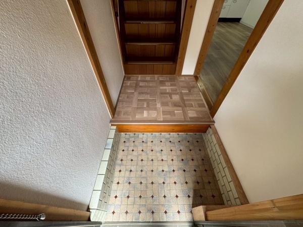 長尾家具町4丁目貸家