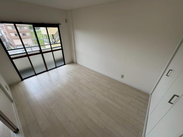 寝屋川市木屋元町のマンション