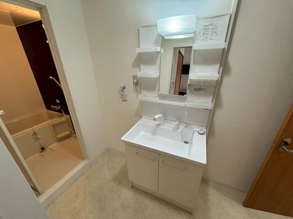 寝屋川市木屋元町のマンション
