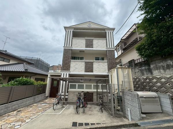 枚方市牧野阪2丁目のアパート