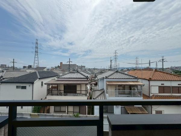 枚方市西牧野３丁目のマンション