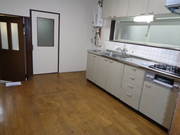京都市伏見区深草仙石屋敷町の貸家