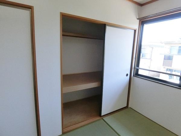 クレスト平山