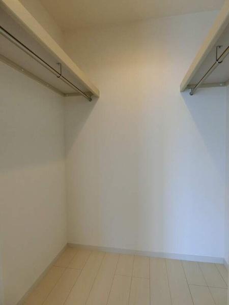 リブリ・ルーチェテラス