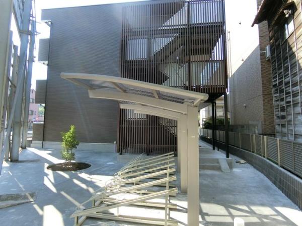 リブリ・ルーチェテラス