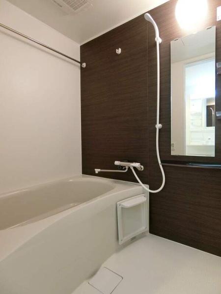 リブリ・ルーチェテラス