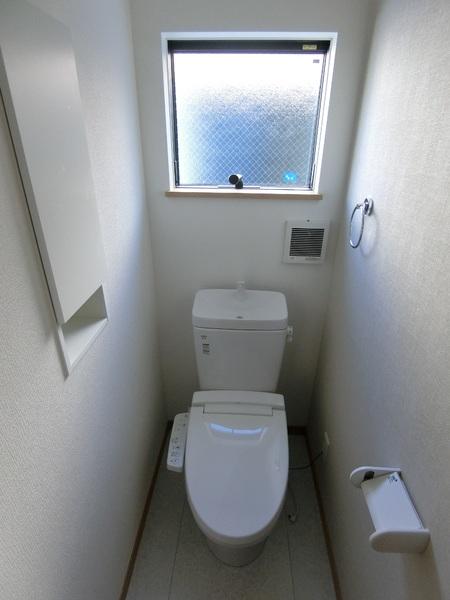 F'NEST万町貸戸建　全5棟2号棟