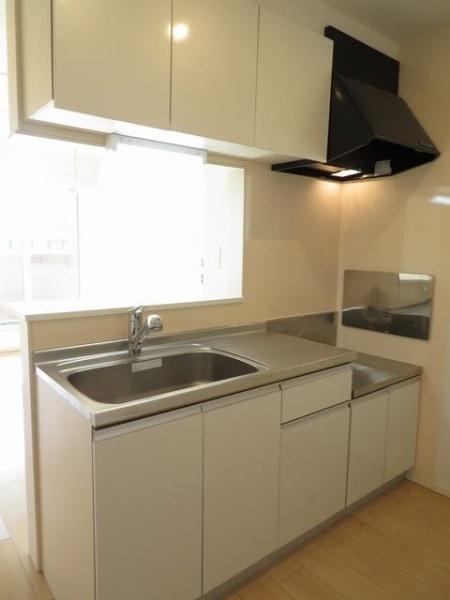 モデルノ　アロッジオ