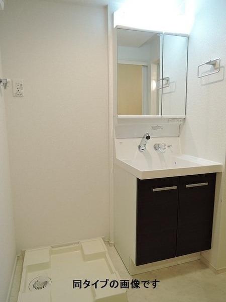 八王子市下柚木２丁目のマンション