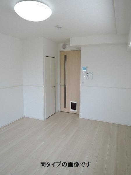 八王子市下柚木２丁目のマンション