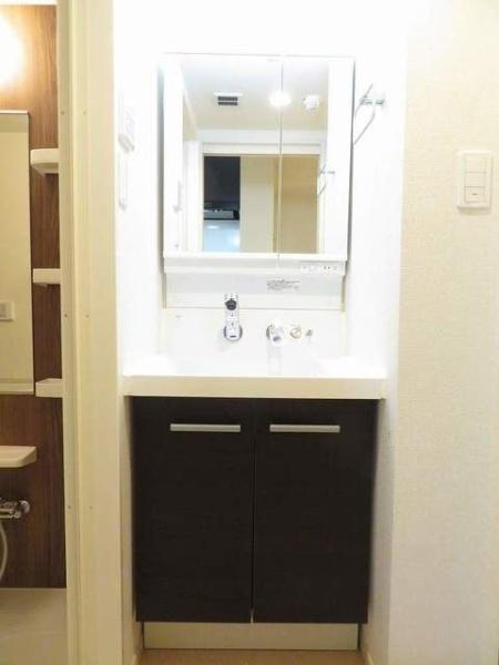 グランシャテーネ(洗面台・洗面所)