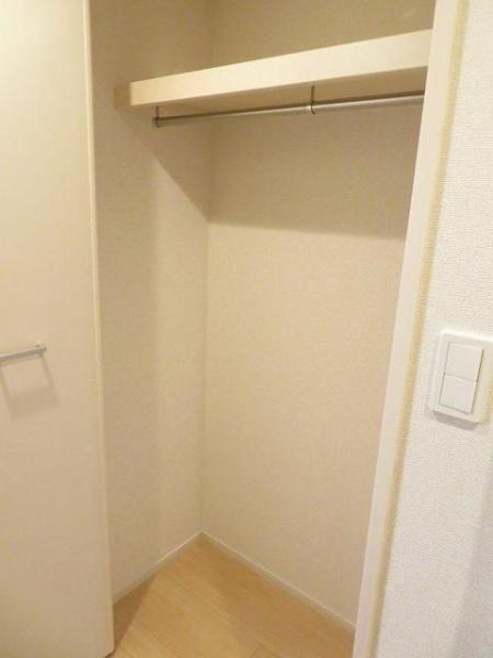 ヴィルヌーヴ　宇津木