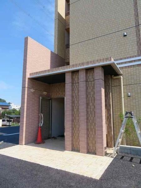 ヴィルヌーヴ　宇津木