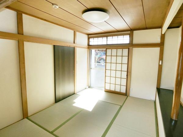 横川町貸家