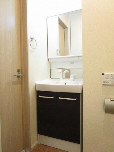 ヒミコ　レジデンス　多摩桜A