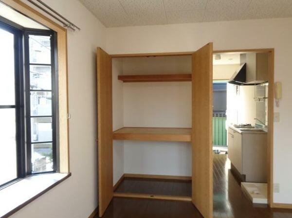 八王子市暁町１丁目のアパート