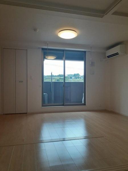八王子市宇津木町のマンション