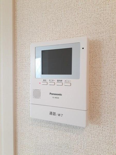 日野市大字川辺堀之内のアパート