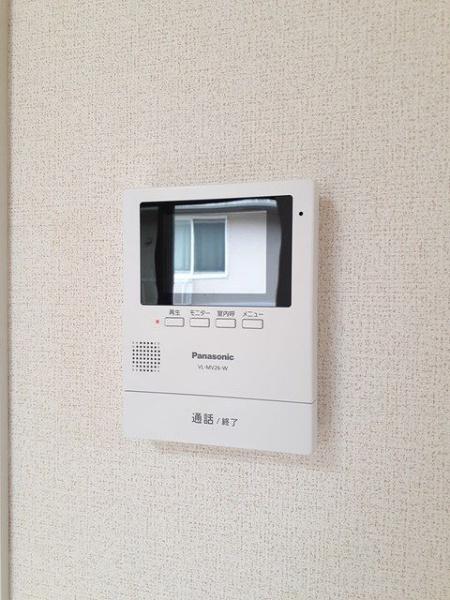 八王子市小比企町のアパート