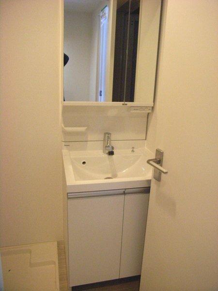 日野市新町１丁目のマンション