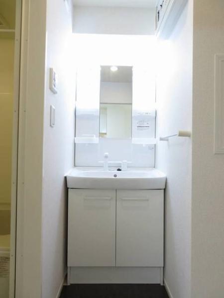 八王子市大和田町５丁目のアパート