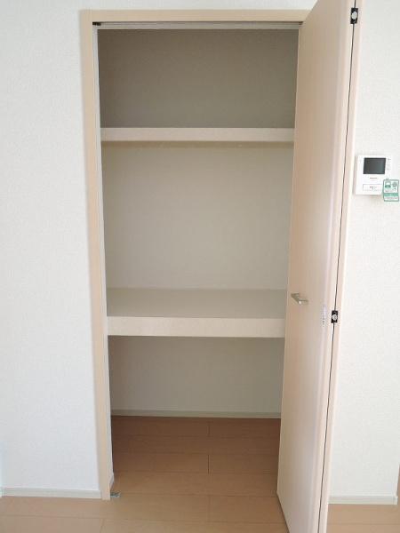 八王子市弐分方町のアパート