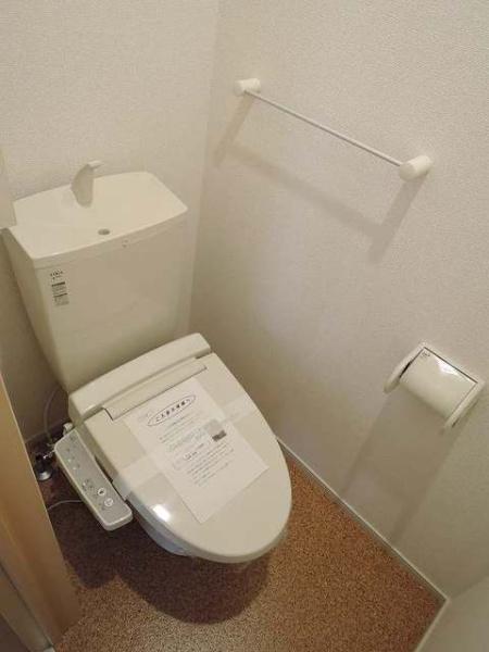 八王子市弐分方町のアパート