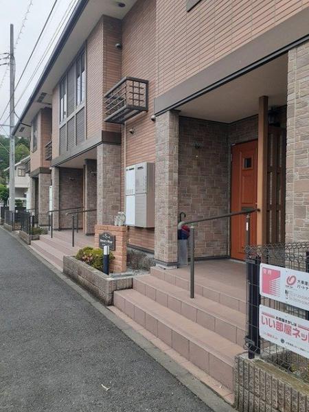 八王子市丹木町３丁目のアパート