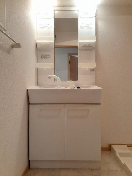 八王子市丹木町３丁目のアパート