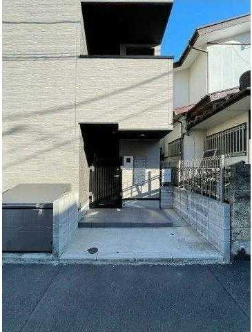 八王子市子安町１丁目のアパート