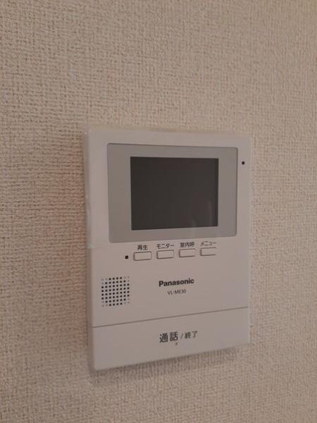 八王子市西寺方町のアパート
