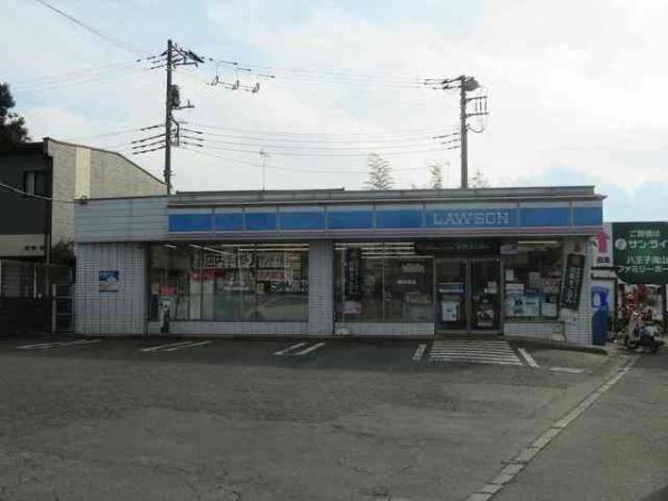 八王子市滝山町１丁目のアパート