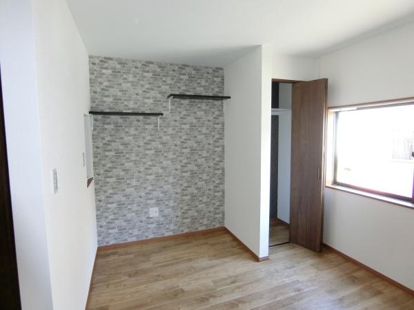 長房町店舗貸家