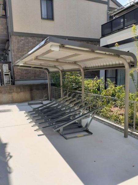 八王子市上柚木２丁目のアパート